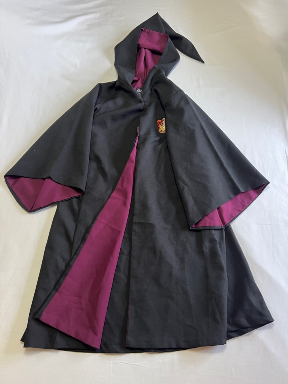 The Wizarding World of Harry Potter Universal Orlando Gryffindor Robe